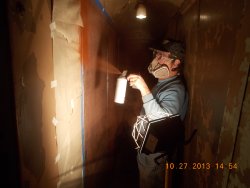  Mark Hoffmann spray priming the Hallway in John McLoughlin DSCN0648