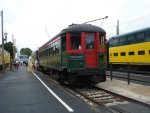 CNS&M train boarding passengers 