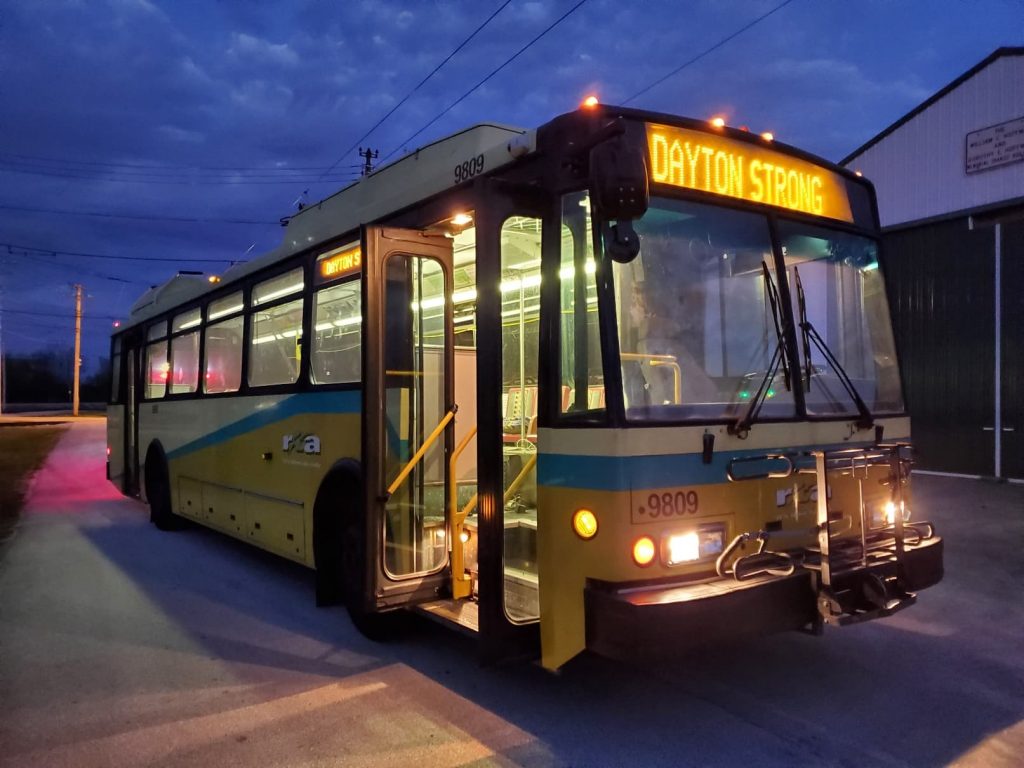 Dayton trolley bus 9809