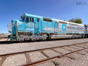 BNSF 6976, formerly Amtrak 644, an SDP40F-type locomotive, in Maersk Sealand livery with IRMX reporting marks prior to being moved to the Illinois Railway Museum for preservation