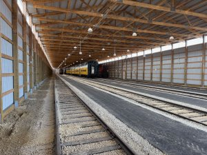 Interior view of Barn 15 shortly after completion at the Illinois Railway Museum.